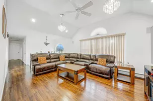 475 Old Country Rd, Huntington Station, NY 11746 - Photo 7