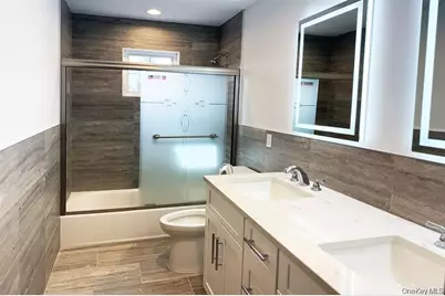 255 Maple Ave Maple Ave, East Meadow, NY 11554 - Photo 19