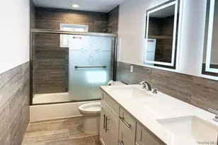 255 Maple Ave Maple Ave, East Meadow, NY 11554 - Photo 19