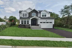 255 Maple Ave Maple Ave, East Meadow, NY 11554 - Photo 31