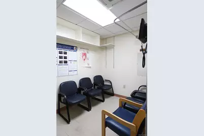 116-14 Myrtle Avenue, Richmond Hill, NY 11418 - Photo 5