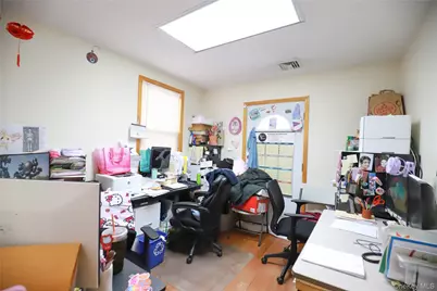 116-14 Myrtle Avenue, Richmond Hill, NY 11418 - Photo 19