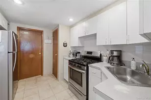 2429 Young Ave, Bronx, NY 10469 - Photo 27