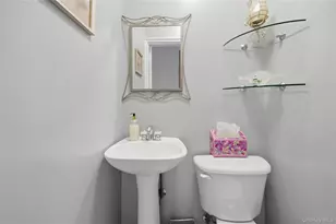 2429 Young Ave, Bronx, NY 10461 - Photo 11