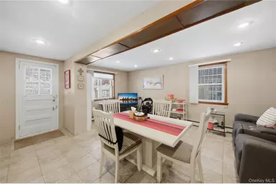 2429 Young Avenue, Bronx, NY 10461 - Photo 23