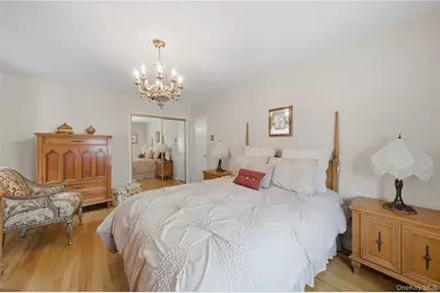 2429 Young Avenue, Bronx, NY 10461 - Photo 13