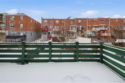 2429 Young Avenue, Bronx, NY 10461 - Photo 21