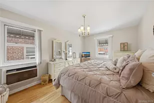 2429 Young Ave, Bronx, NY 10469 - Photo 17