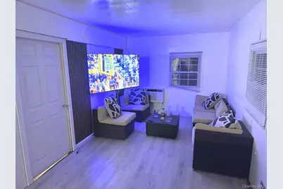 525 Riverleigh Ave #C7, Riverhead, NY 11901 - Photo 11