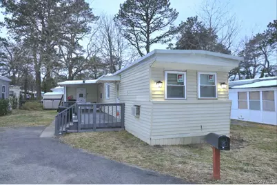 525 Riverleigh Ave #C7, Riverhead, NY 11901 - Photo 21