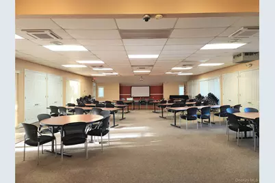 525 Riverleigh Ave #C7, Riverhead, NY 11901 - Photo 15