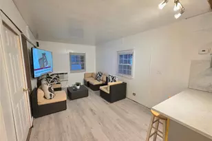 525 Riverleigh Ave, Riverhead, NY 11901 - Photo 9