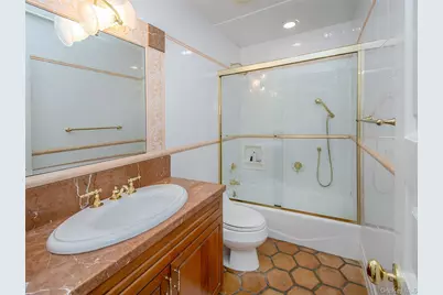 18 Harriman Drive, Port Washington, NY 11050 - Photo 27