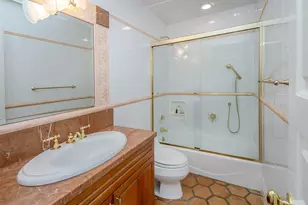 18 Harriman Dr, Port Washington, NY 11050 - Photo 27