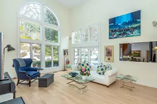 18 Harriman Dr, Port Washington, NY 11050 - Photo 11