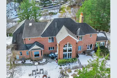 18 Harriman Drive, Port Washington, NY 11050 - Photo 47