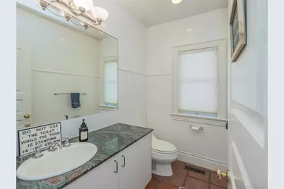 18 Harriman Drive, Port Washington, NY 11050 - Photo 17