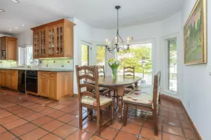 18 Harriman Dr, Port Washington, NY 11050 - Photo 15