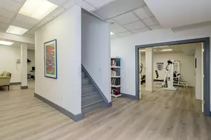 18 Harriman Dr, Port Washington, NY 11050 - Photo 33