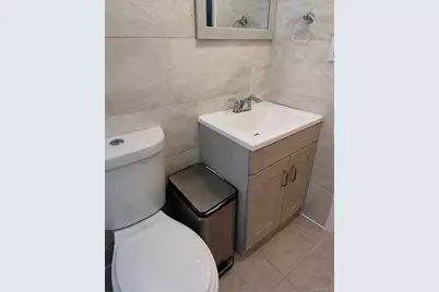 49 Spindle Road, Hicksville, NY 11801 - Photo 5