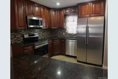 49 Spindle Road, Hicksville, NY 11801 - Photo 3