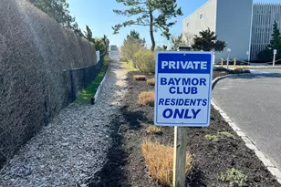 274 Dune Rd, Westhampton Beach, NY 11978 - Photo 17