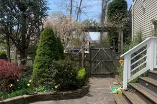 50 Atlantic Ave, East Islip, NY 11730 - Photo 25