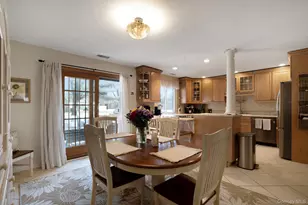 36 Blue Point Rd E, Holtsville, NY 11742 - Photo 9