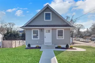 37 Gould Rd, Centereach, NY 11720 - Photo 3