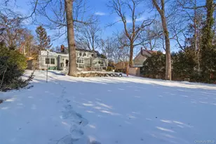 10 Beech Ln, Stony Brook, NY 11790 - Photo 27