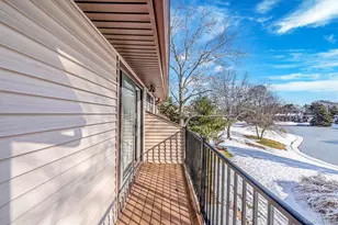 105 Northgate Cir, Melville, NY 11747 - Photo 9