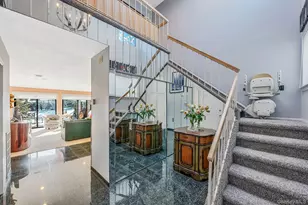 105 Northgate Cir, Melville, NY 11747 - Photo 11