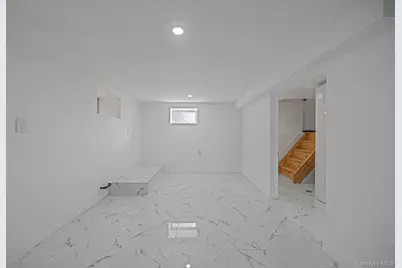 17140 119th Avenue, Jamaica, NY 11434 - Photo 19