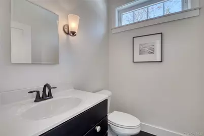 13595 Soundview Avenue, Southold, NY 11971 - Photo 9