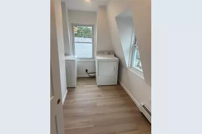 21 Continental Place #B, Glen Cove, NY 11542 - Photo 17