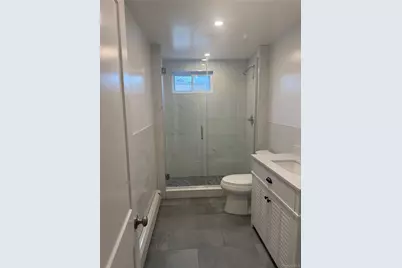 21 Continental Place #B, Glen Cove, NY 11542 - Photo 9