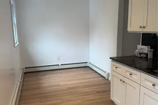 21 Continental Pl, Glen Cove, NY 11542 - Photo 5