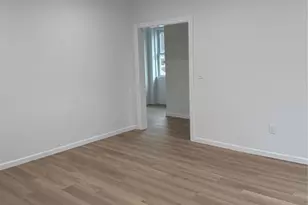 21 Continental Pl, Glen Cove, NY 11542 - Photo 7