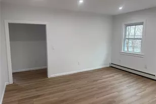 21 Continental Pl, Glen Cove, NY 11542 - Photo 11