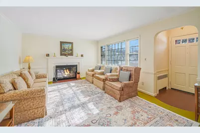 53 Canterbury Lane, North Babylon, NY 11703 - Photo 5