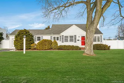 53 Canterbury Lane, North Babylon, NY 11703 - Photo 1