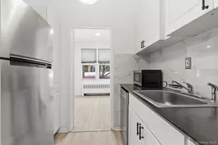 1015 Old Post Rd, Mamaroneck, NY 10543 - Photo 13