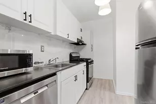 1015 Old Post Rd, Mamaroneck, NY 10543 - Photo 15