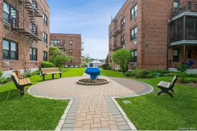 1015 Old Post Road #1G, Mamaroneck, NY 10543 - Photo 27