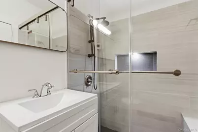 1015 Old Post Road #1G, Mamaroneck, NY 10543 - Photo 17