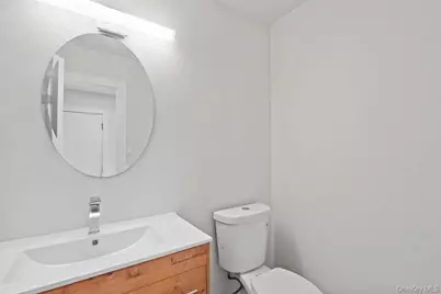 95 Windsor Gate Drive, New Hyde Park, NY 11040 - Photo 13