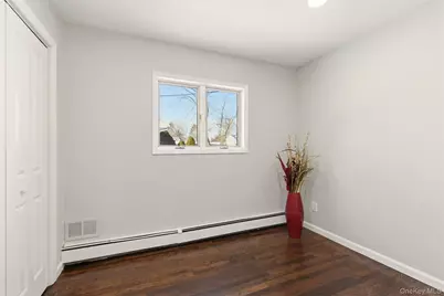 25 Whitetail Lane, Commack, NY 11725 - Photo 17