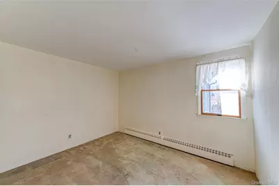 18 Annetta Avenue, Smithtown, NY 11787 - Photo 11