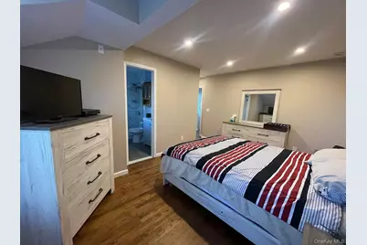 1 Sea Court Lane, Port Jefferson, NY 11777 - Photo 17