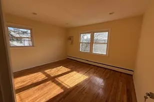 212 Harrison Ave, Bethpage, NY 11714 - Photo 7